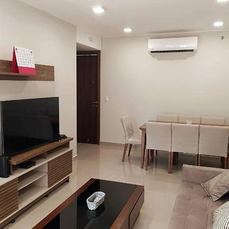 Condo In Villamorra, 2 Bedrooms อะซุนซิออง ภายนอก รูปภาพ